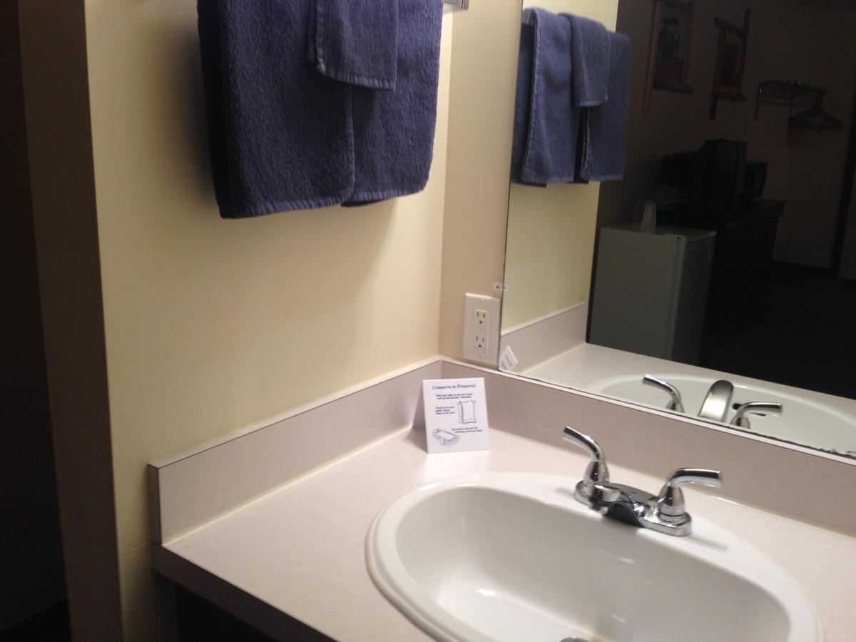 High River Motor Motel Bagian luar foto